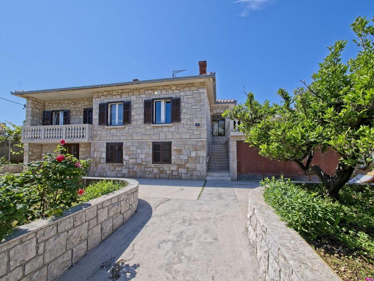 Apartman Nikica Postira Bagian luar foto